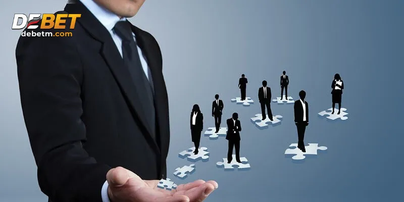 Ceo Minh Phạm đã xây dựng chiến lược phát triển dài hạn cho Debet